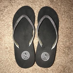SO women’s wedge sparkly flip flops